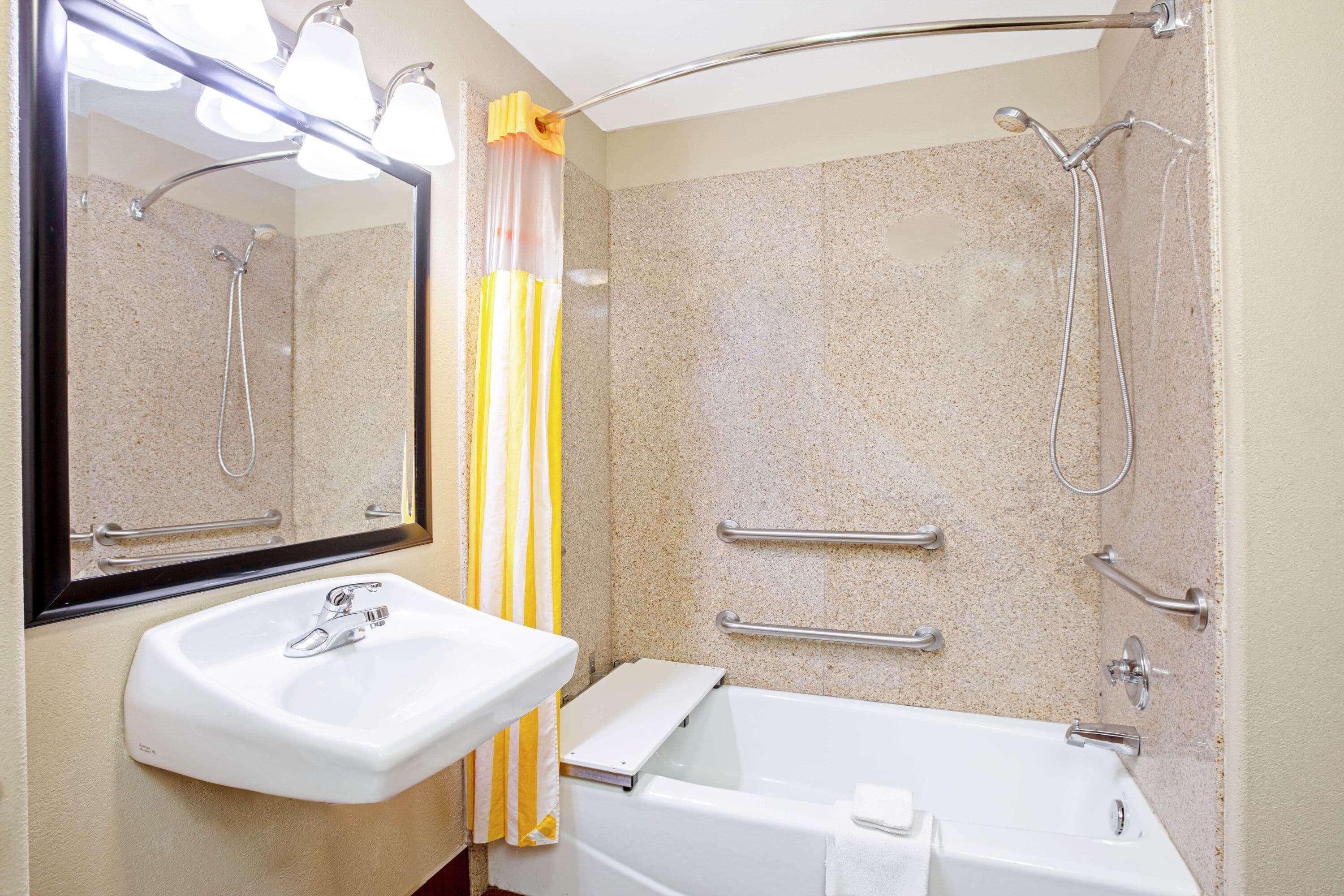 La Quinta By Wyndham Airport 3*