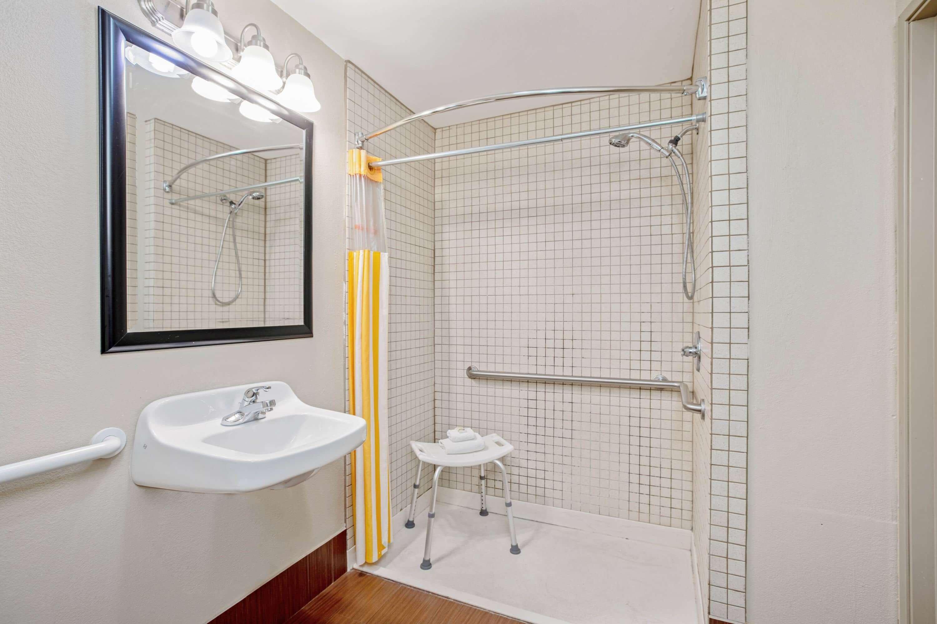La Quinta By Wyndham Airport Hotel 3*