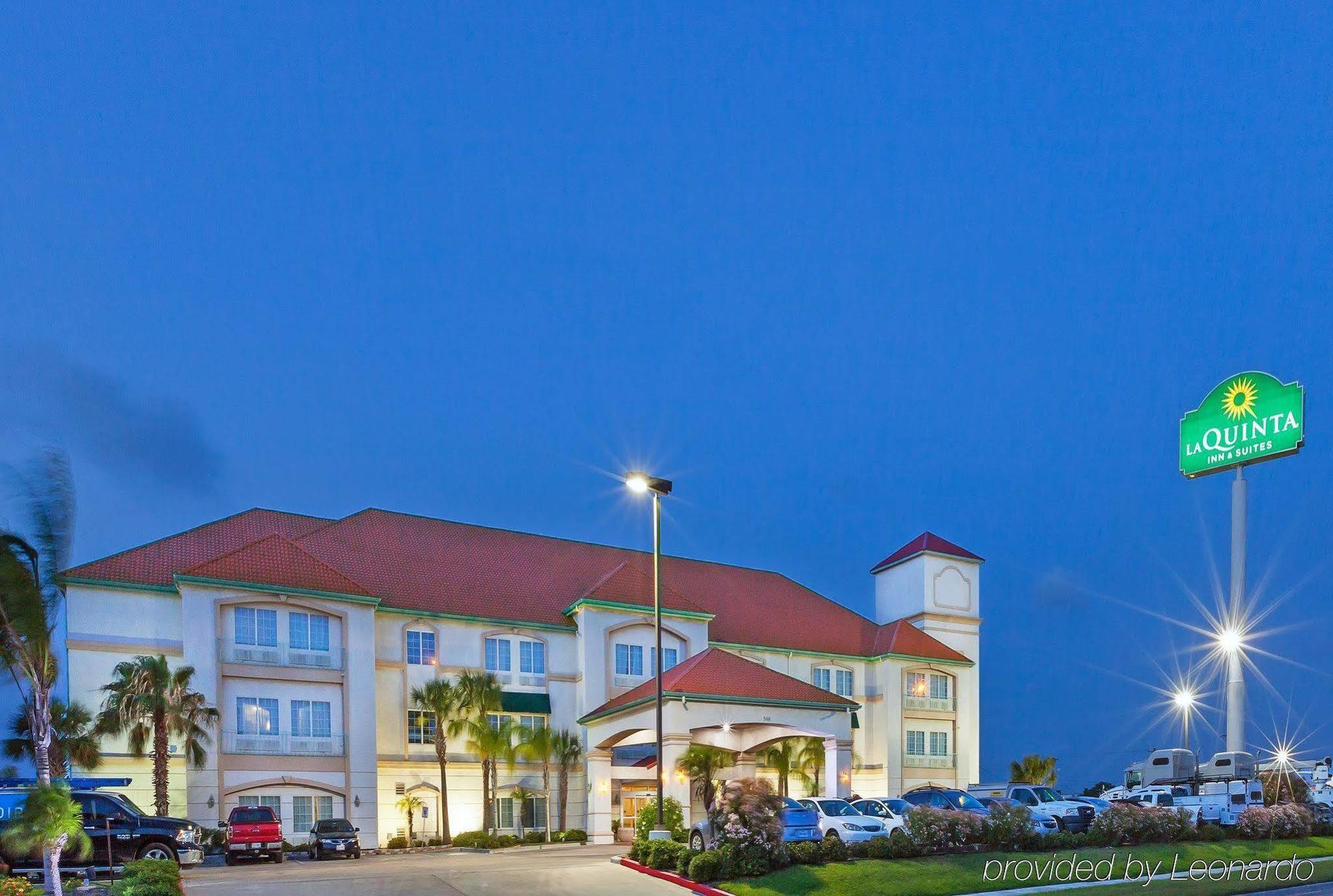 Hotel La Quinta By Wyndham Airport 3*